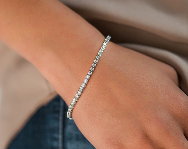 tennis-bracelet