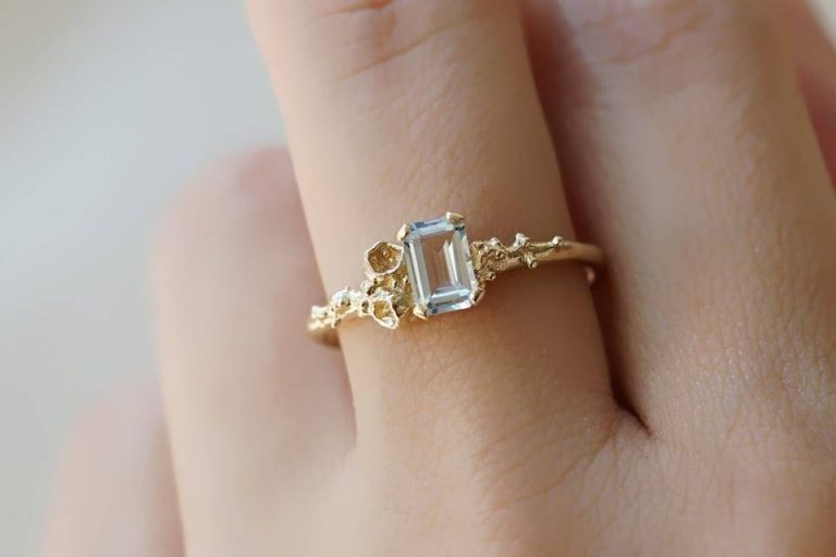 Emerald-Cut Engagement Rings