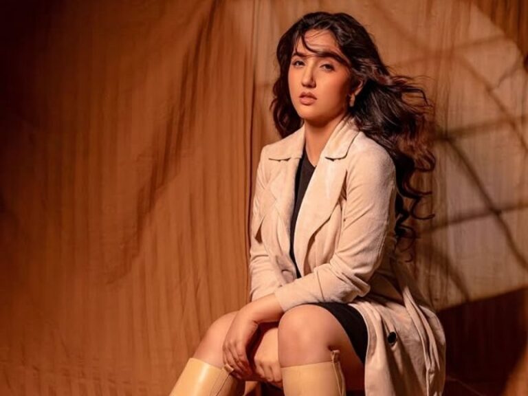 Ashnoor Kaur